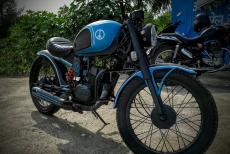 IND Suzuki bobber by Dochaki Designs Pune Bike modification