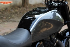 Storm_Shadow_TNT_Motorcycles_Delhi_Royal_Enfield_Classic_500cc_535cc_Scrambler_Modification_Carbon_Fiber_20_litre_Fuel_Tank