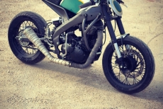 Tony_Royal_Enfield_Yamaha_chasis_Transformation_Modification_inline3_custom_motorcycles_Delhi