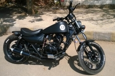 bobber-13-modified_bajaj-avenger_pune_bike
