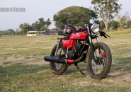Crossover_Kustom_Yamaha_RX_135_Cafe_Racer_Nagpur_India.jpg