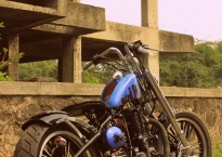 El_Niño_Modified_Royal_Endield_AVL_engine_350cc_bobber_Pune_Nomad_motorcycle