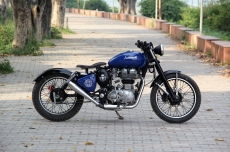 Royal-Enfield-Classic-Bobber-Bambukaat-Motorcycle-Customs.jpg