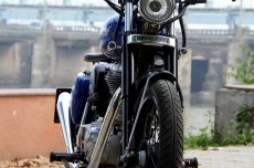 Royal-Enfield-Classic-Modified-Bobber-Bambukaat-Motorcycle-Customs.jpg