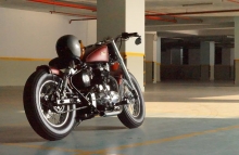 Bulleteer Customs Royal Enfield Motorcycle Modification