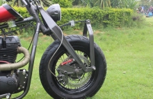 Modified_Royal_Enfield_500cc_Classic_TNT_Motorcycles