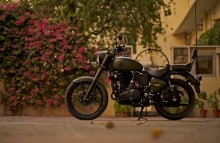 military_green_royal_enfield_bullet_by_Rajputana_custom_motorcycle_RCM_side_view