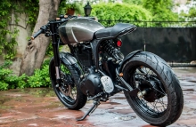 Rajputana_Custom_motorcycles_Royal_Enfield_Cafe_Racer_fuel_tank