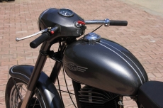 Nomad_Motorcycle_Chop_Shop_Pune_Jawa_Restoration_Jawa_250.JPG
