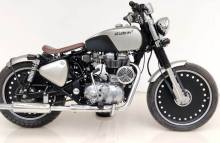0-Royal-Enfield-350-Softtail-bobber-by-Rideofy