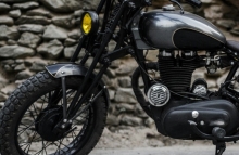 Royal Enfield Bobber by Imperial Customs