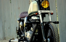 Royal Enfield Classic Bobber by Jedi Customs