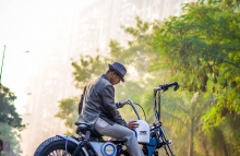 Bajaj-Avenger-Modified-Maratha-Motorcycle-Mumbai