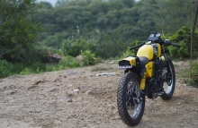 Bajaj Pulsar 150 Modification Café Racer by The Hustler Moto