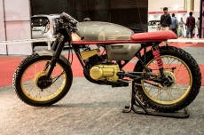 cafe-racer-modified-yamaha-rx100-chennai-nizcita