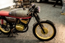 cafe-racer-modified-yamaha-rx100-chennai-nizcita