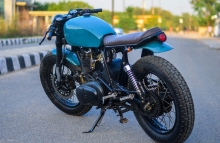 Modified_Royal_Enfield_Bullet_Blue_Cafe_Racer_Young_Kid_Custom.jpg