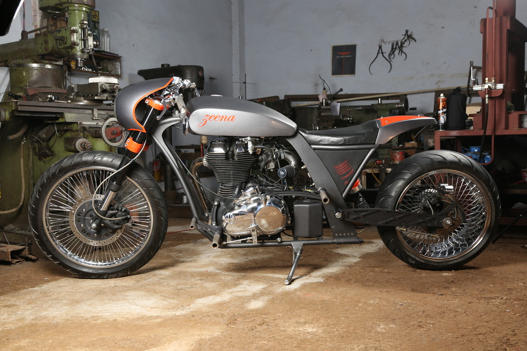 Zeena_Modified_Royal_Enfield_Classic_UCE_TNT_Motorcycles