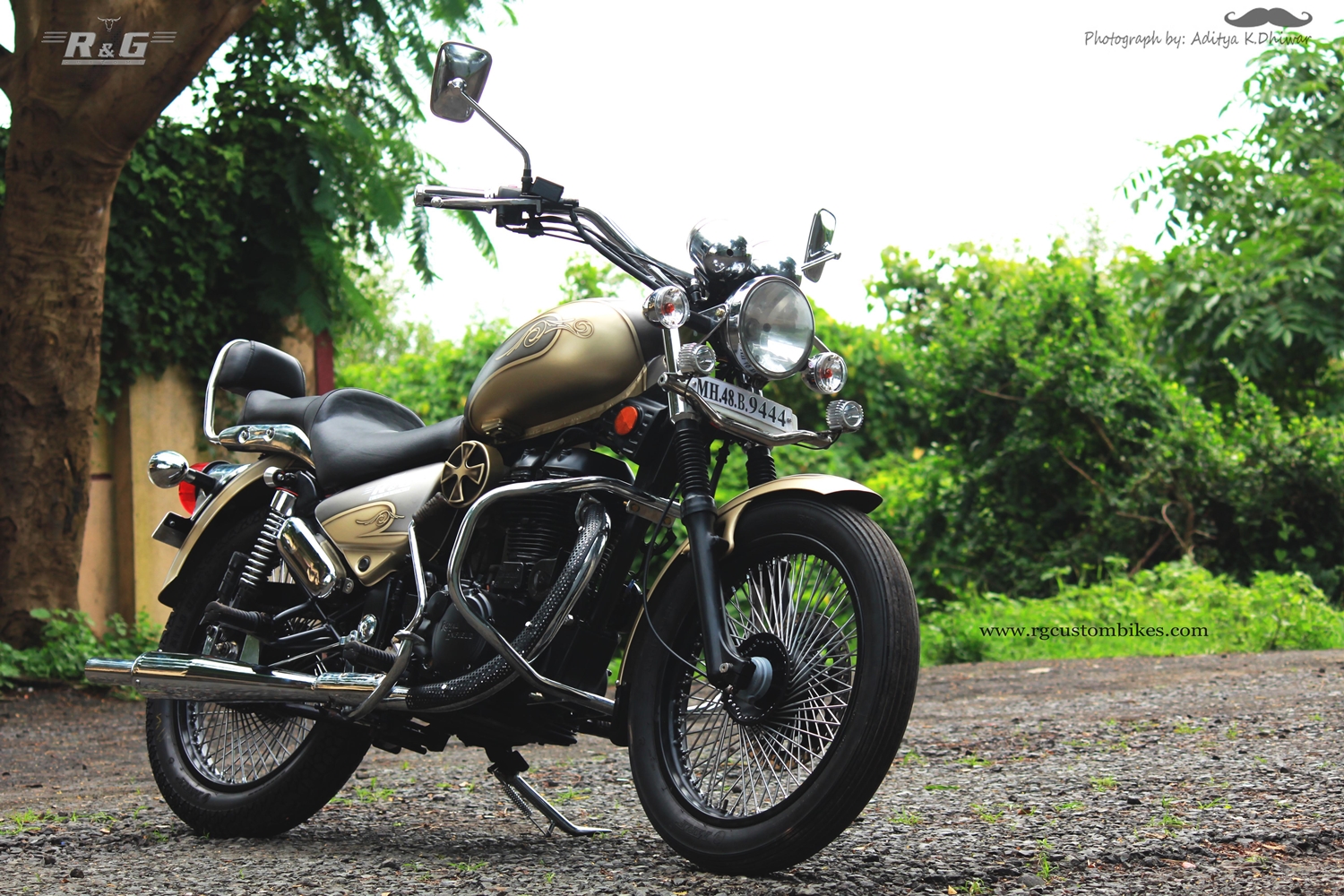 Golden Angel – Thunderbird by R&G Custom