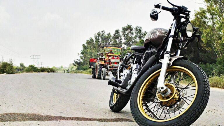 Bullet Bobber by Panjloh Handmade Motorcycles
