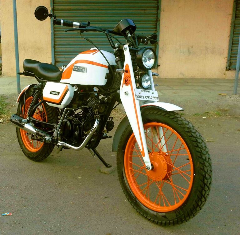 TVS Star Scrambler Cafe by Dochaki Design, Pune