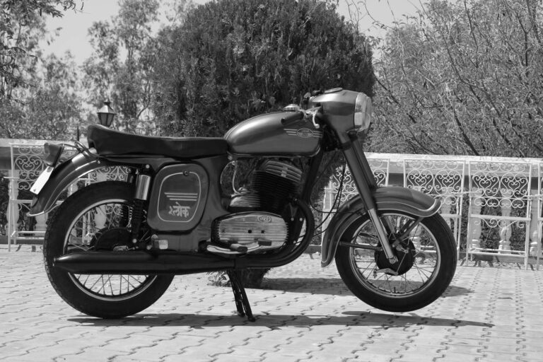 Restored Jawa by Nomad Motorcycle Chop Shop