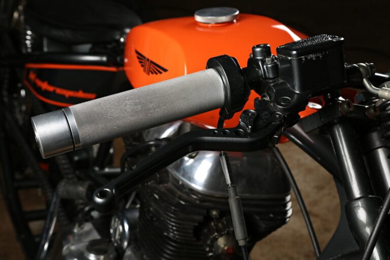 Shunya – Zero Chop low ride Bobber by TNT Motorcycles