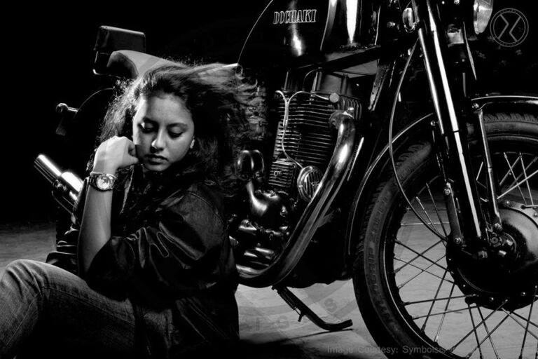 Royal Enfield Lightening 535cc converted to Low riding Cruiser