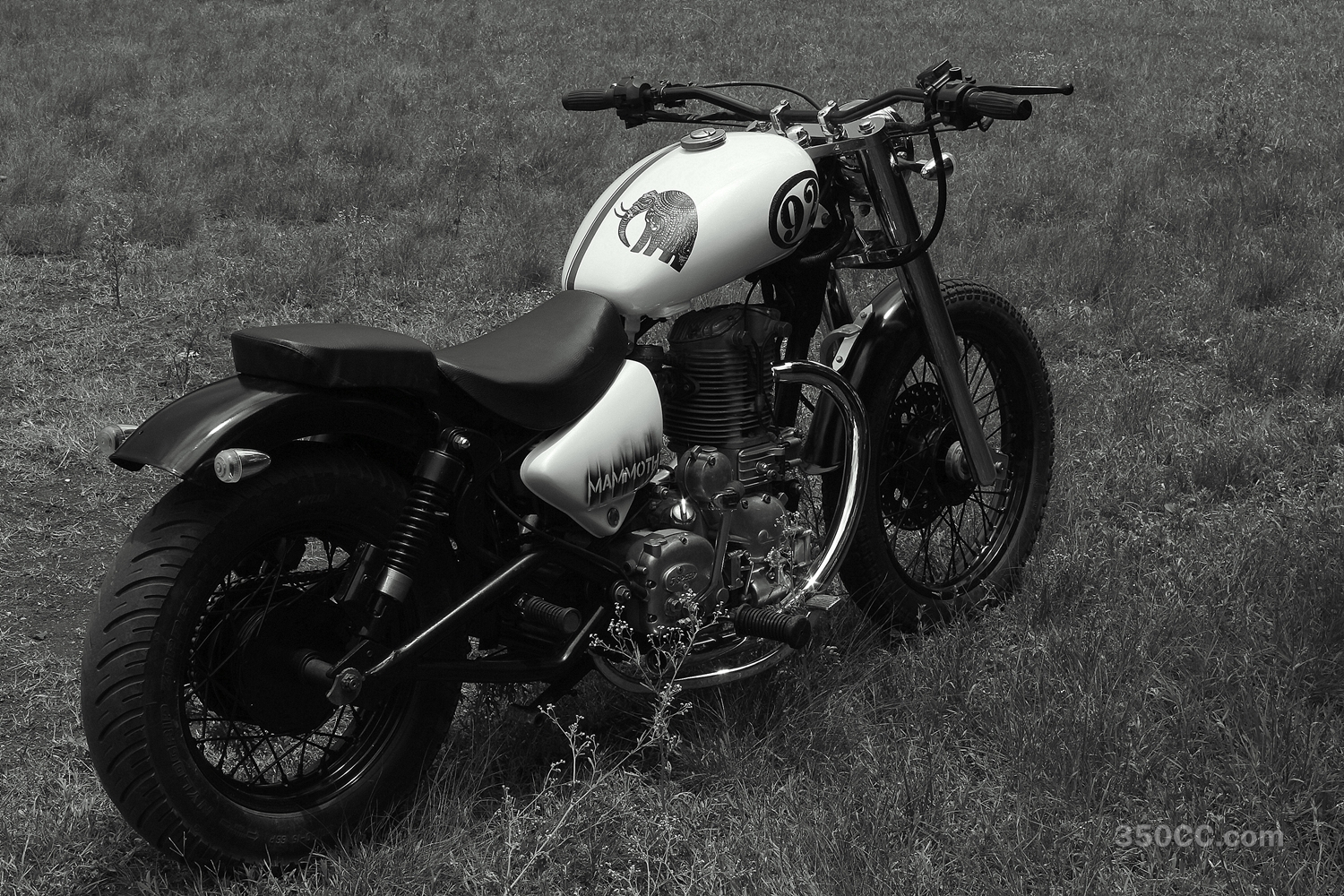Nomad_Motorcycle_Chop_Shop_Mammoth_Bullet_Modification