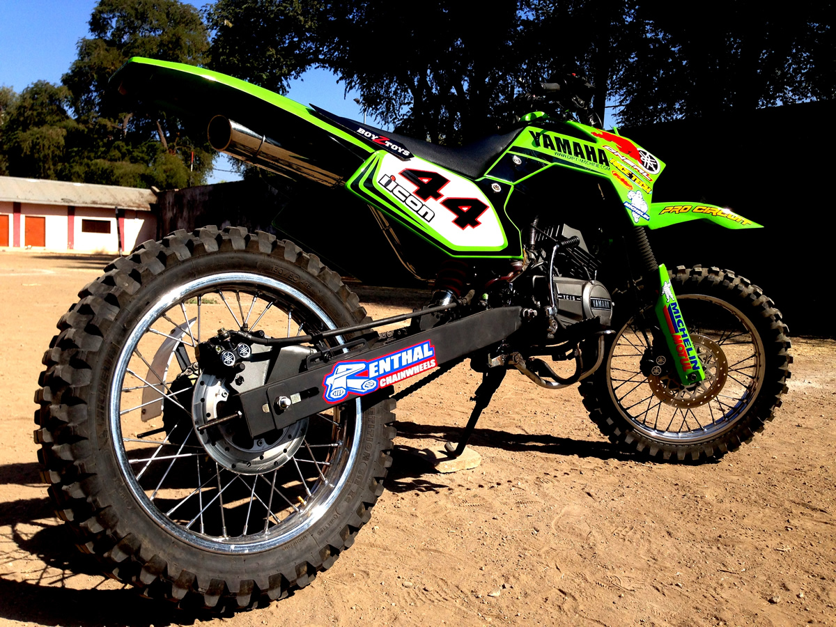 Yamaha-rxz-modified-dirt-bike Dirt-Machine Custom Motorcycles