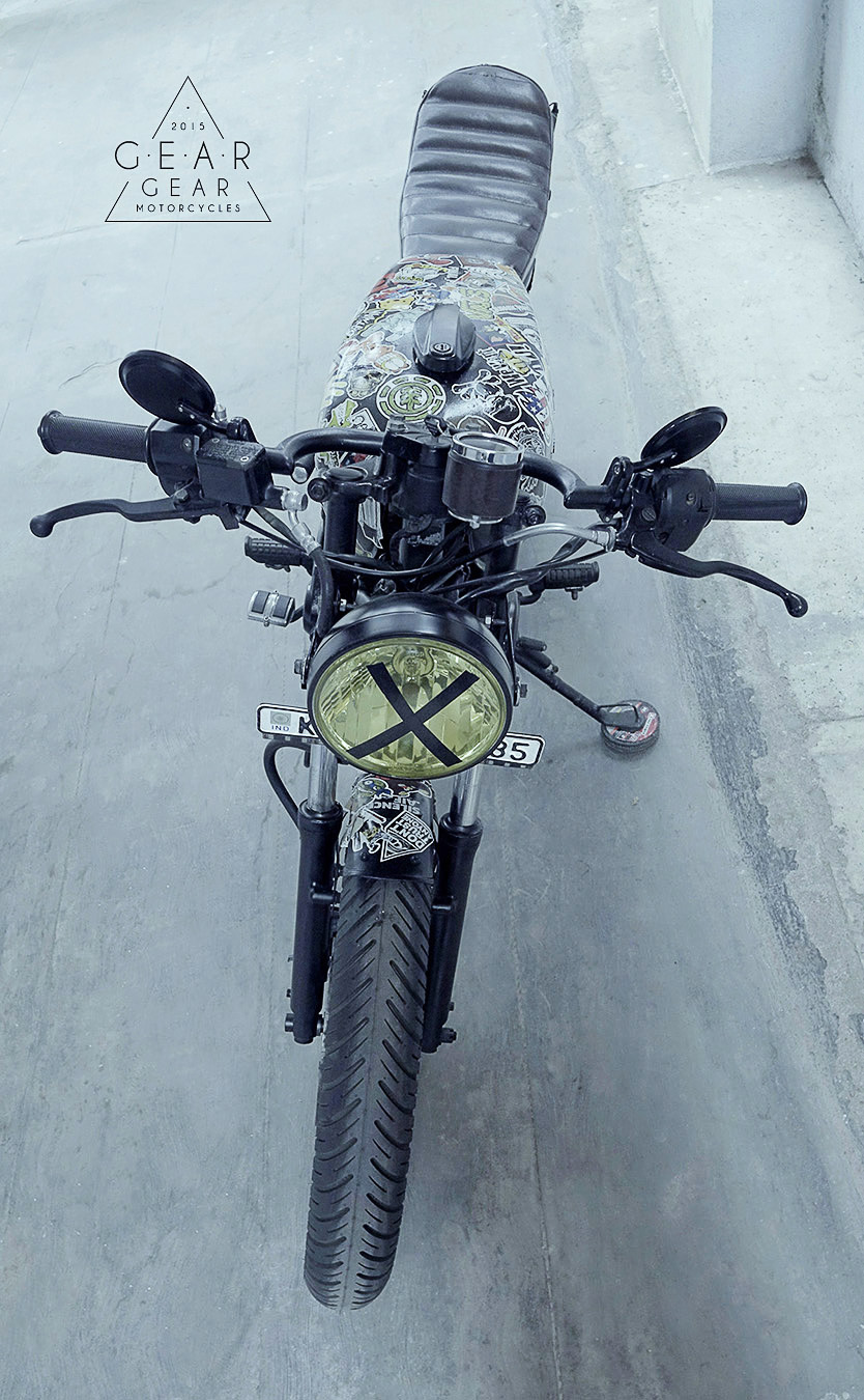 Modified_Bajaj_Pulsar_Cafe_Racer_Yellow_Cross_Headlight_Gear_Gear_Motorcycle_Bangalore_India
