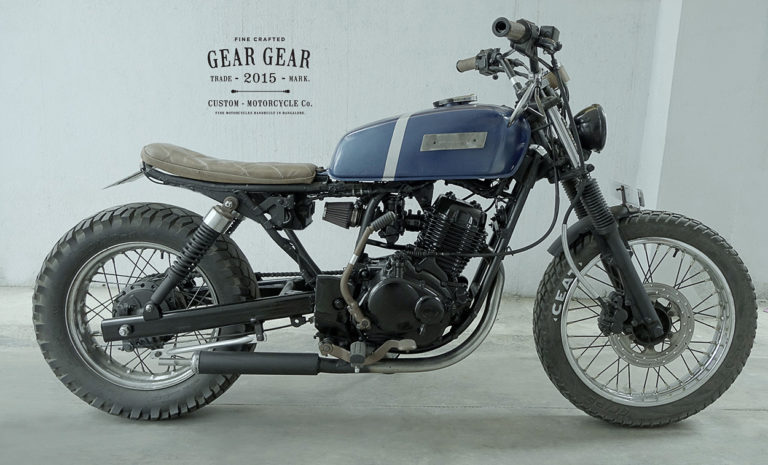 Custom Bajaj Pulsar Tracker by Gear Gear Motorcycles