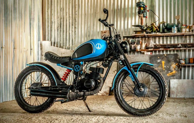 IND Suzuki bobber by Dochaki Designs