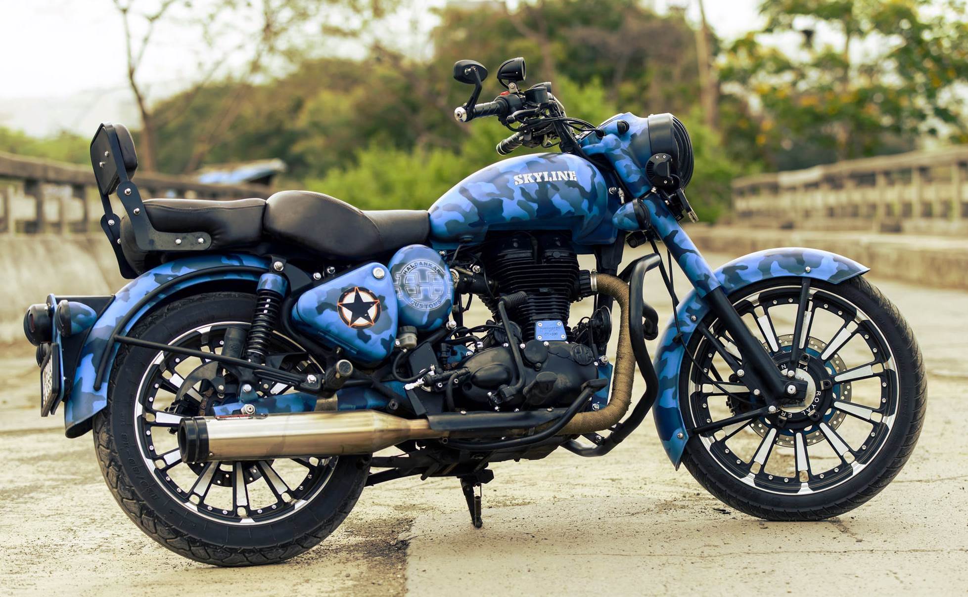 Royal Enfield Classic 350Cc On Road Price : 2019 Royal Enfield Bullet ...