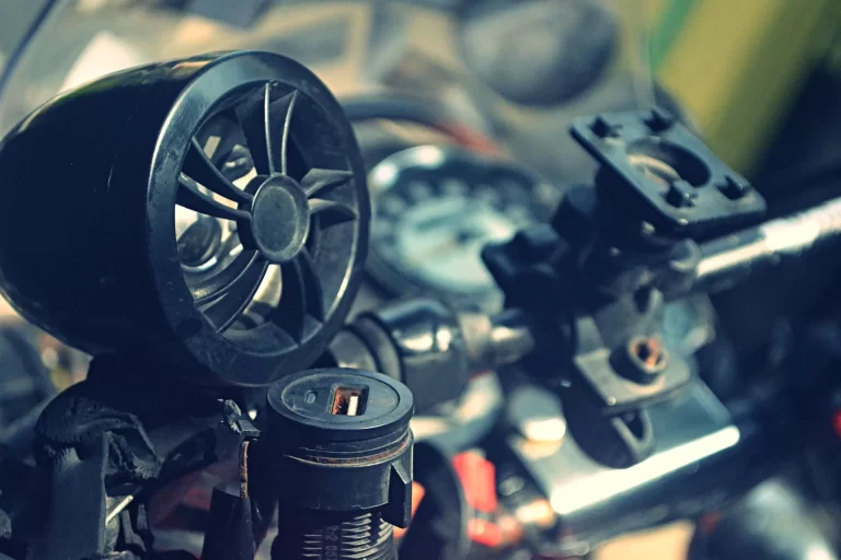 Motorcycle music system [Tested on Royal Enfield]