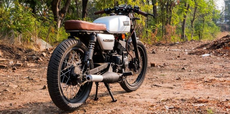 Yamaha RX135 Cafe Racer by Hindustan Customs