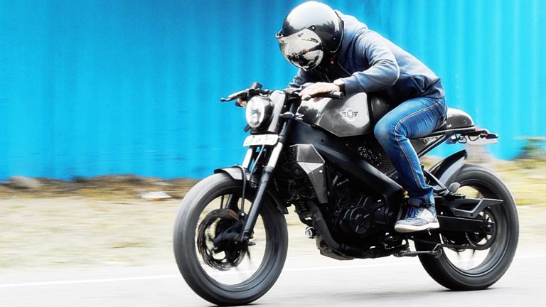 Bajaj Pulsar based Cafe Racer by Kunwar Customs