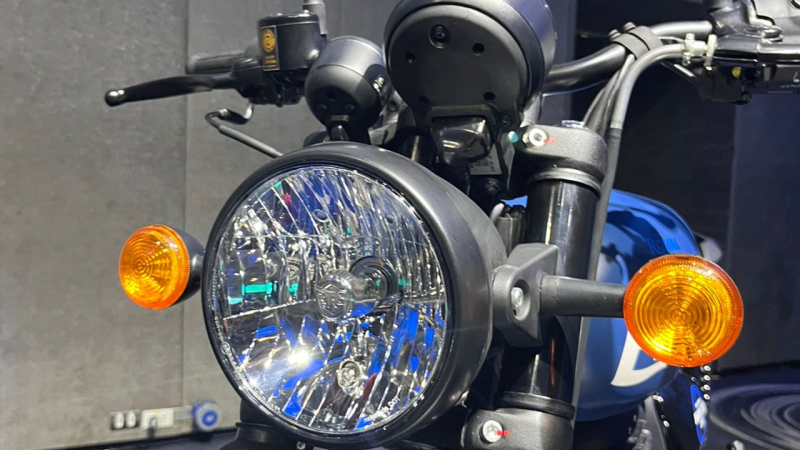 Royal Enfield Hunter headlight