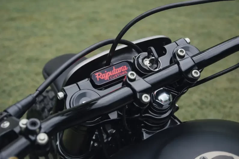 Rajputana Customs handlebar and instrument display on custom Harley-Davidson X440 scrambler